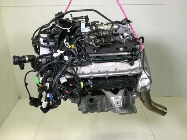 BMW N63 N63B44D Motor Neu OEM N63B44C image 3