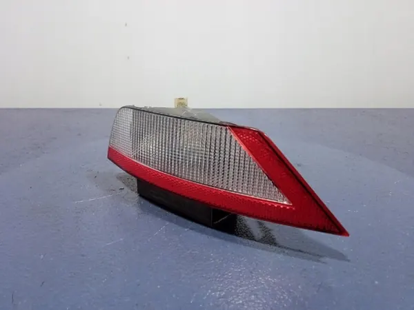 Ford Ecosport Taka-oikea Peruutusvalo OEM CN1515500AC image 3