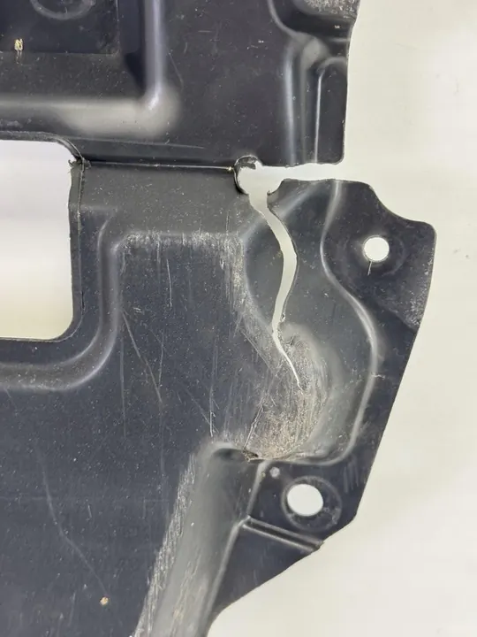 Motorplatta Toyota Auris I e15 07-12 image 2