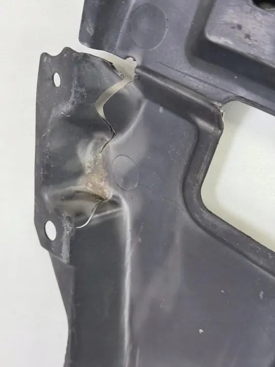 Motorplatta Toyota Auris I e15 07-12 image 6