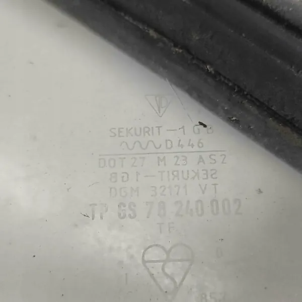 Porsche 928 Vasen Takaikkuna OEM 92854310308 image 5