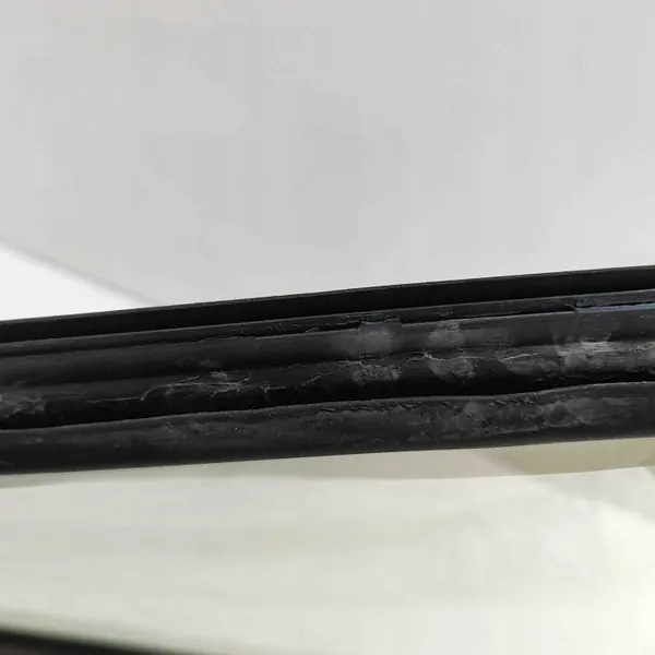 Porsche 928 Vasen Takaikkuna OEM 92854310308 image 6