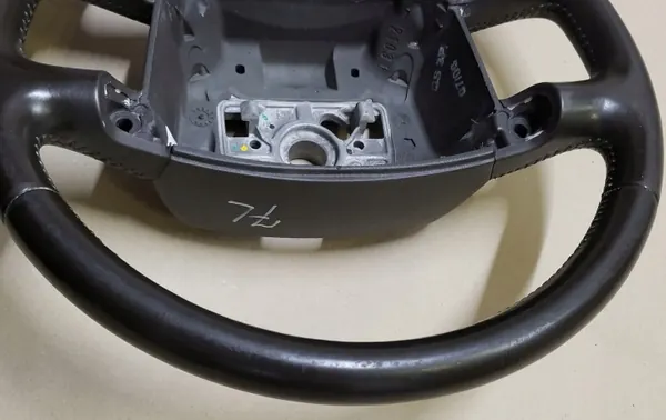 Volant Cuir Marron OEM 7L6419091S pour VW Touareg I image 9