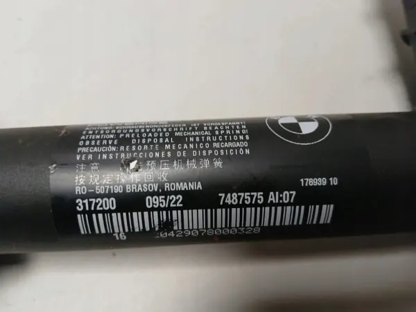Vänster bagagelucksaktuator OEM 7487575 för BMW I4 G26 image 7