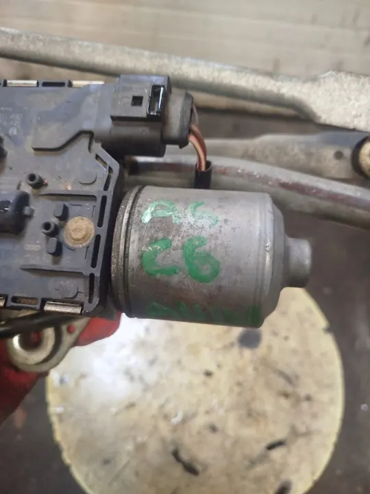 Etupyyhkijän mekanismi Audi A6 C6 4F1955119D 4F1955023K image 4