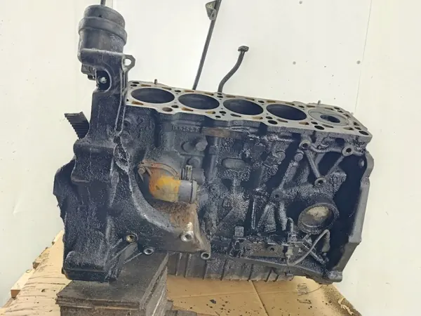 VW T4 2.5 TDI ACV Motorblock & Kolben - Gebraucht image 2