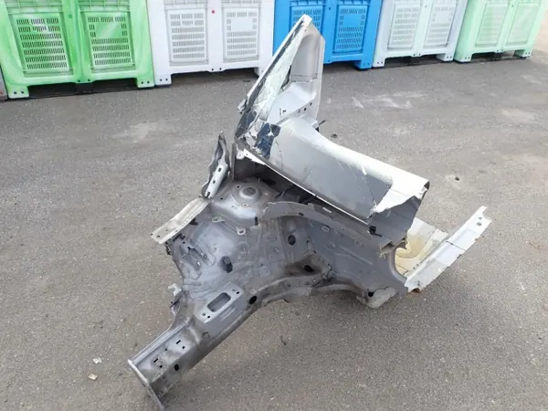 OEM ĆWIARTKA PODŁUŻNICA PRAWA EUROPA VW CADDY V image 3