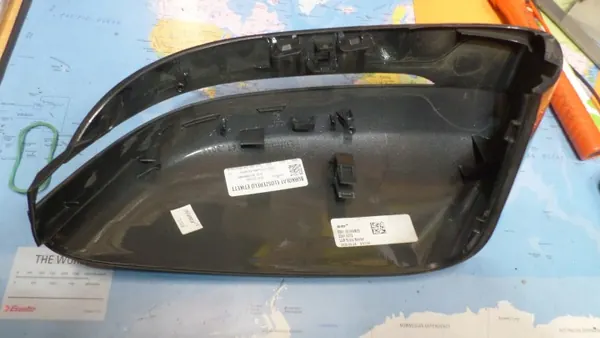 BMW 2241627203 Front rechts Spiegelgehäuse gebraucht image 3