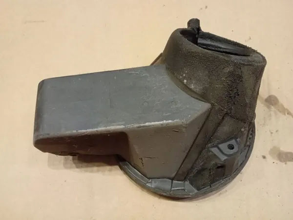 Polttoainetäyttötulppa OEM YGM1811 Smart ForFour I 454 image 3