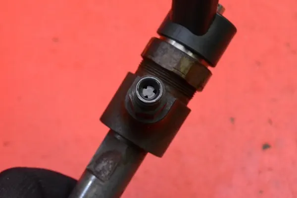 Inyector OEM 0445110187 para Fiat Idea 1.9 JTD image 9