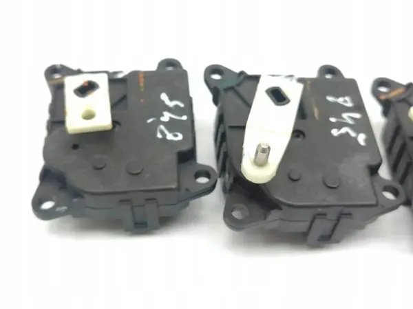 Válvula aquecimento OEM 277326RF1A - Nissan Qashqai image 5