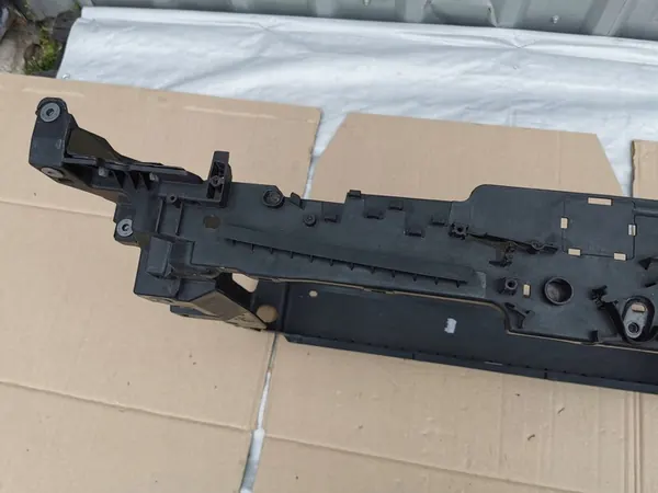 VW POLO VI Framskärm Förstärkning 2G0805588AA image 7