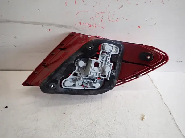 Linker achterlicht MERCEDES C-KLASSE W204 2007-2011 A2048200164 image 5