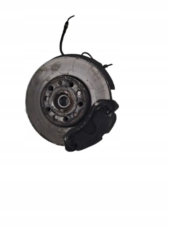 VW Caddy 4 Lift 2018 Vooras Links Naaf OEM image 2