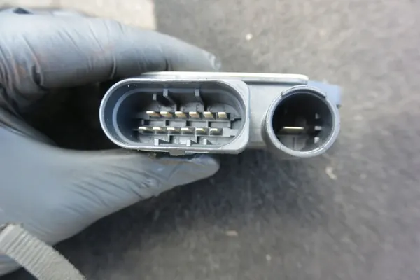 Relé de velas OEM 0522140709 para Mercedes 3.0 CDI image 3