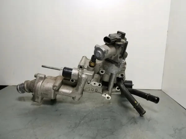 Válvula EGR Hyundai OEM 10B220415 - Usada image 2