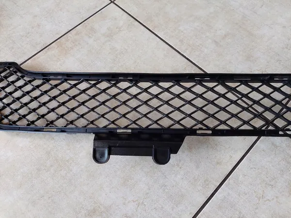 Rejilla de Parachoques - Centro - Mercedes ML W164 Lift image 3