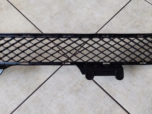 Rejilla de Parachoques - Centro - Mercedes ML W164 Lift image 4