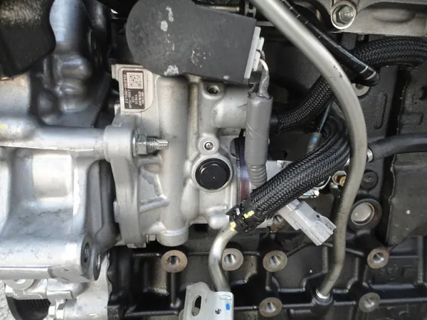 Toyota EGR-venttiili 25800-0E010 image 3