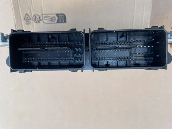 Motorstyrningsenhet Ford image 4