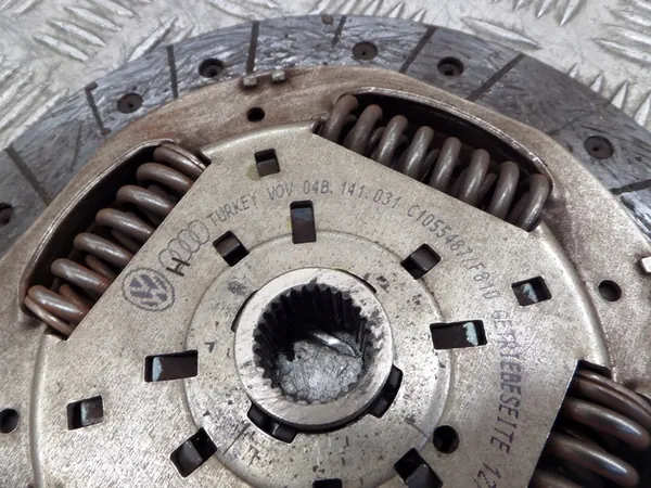 Volante de Dupla Massa 1.4 TDI VW Polo V 6R Skoda Fabia III image 4