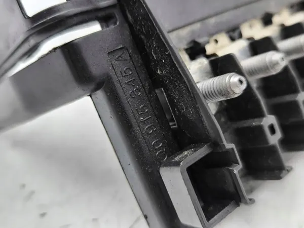 SEAT Akun sulake OEM 2Q0937548D - Käytetty kunto image 5