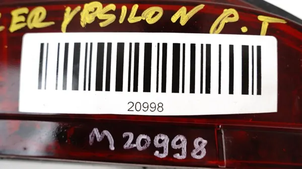 OEM 360150159 Rechte Heckstoßstange Halogen Chrysler image 3