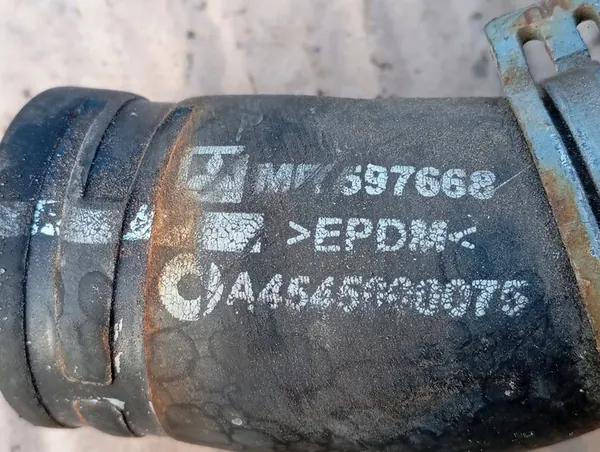 Mitsubishi Colt VI 1.5 Juego de Mangueras de Radiador OEM MR597672 image 2