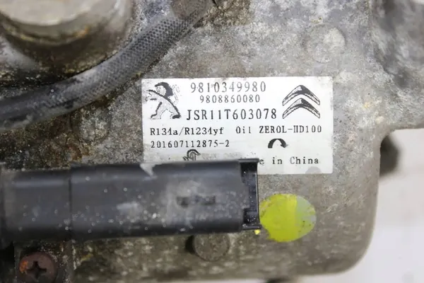 Compresseur de climatisation Peugeot OE 9808860080 image 6