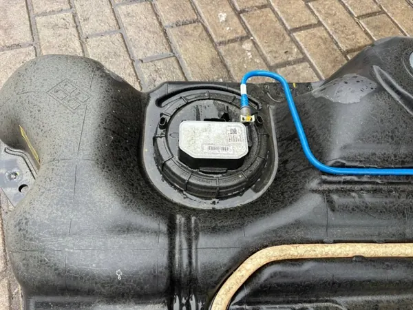 Tanque de combustível IG AUTO para Peugeot 2008 II 1.2 THP image 3