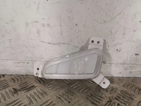 Hyundai Kona Frontstoßstangen-Reflektor OEM FBZ13283 image 2