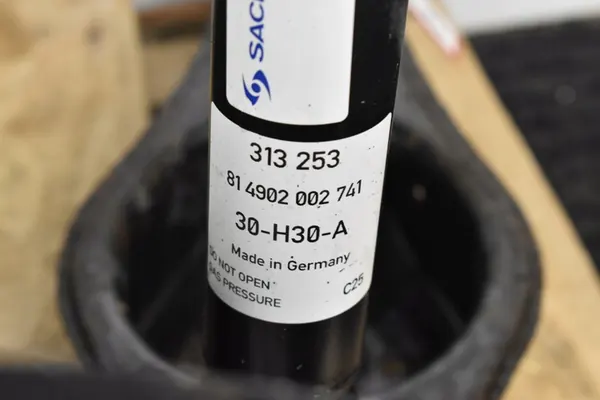 Mozzo sterzante posteriore sinistro Audi Q3 8U Tiguan 5N image 3