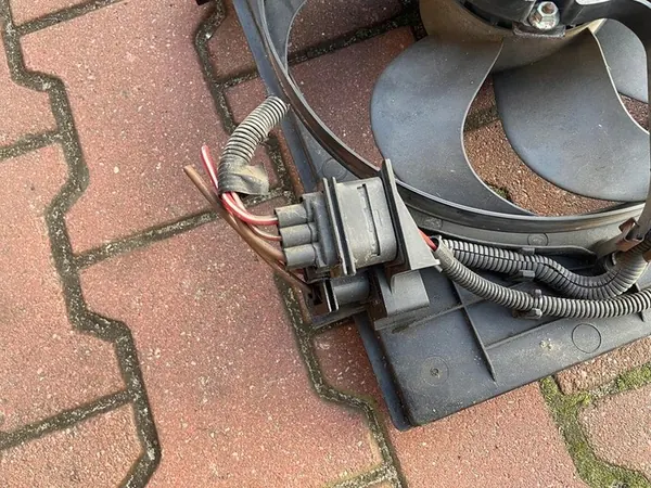 Kylarrubrik Volkswagen Polo 9N 6Q0121207 image 5