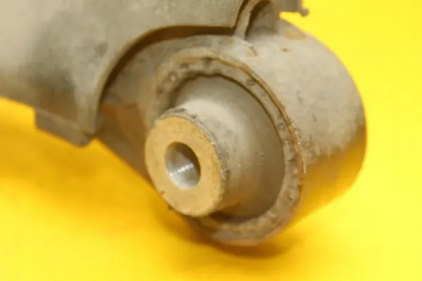 Braccio di Controllo Posteriore Sinistro Audi A6 C6 image 10