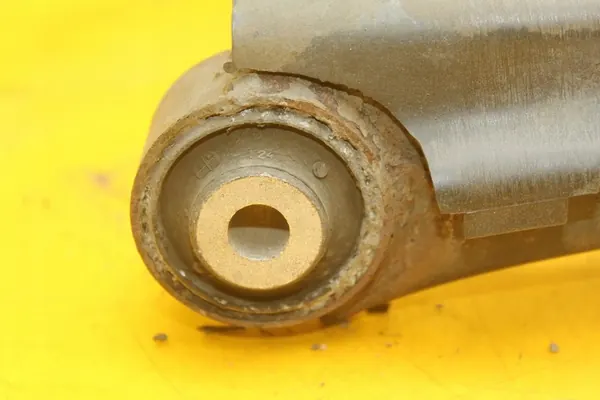 Braccio di Controllo Posteriore Sinistro Audi A6 C6 image 9