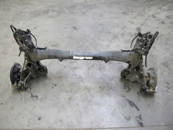 FIAT 600 Hinterachsschwinge OEM FIAT 600 TYLNA BELKA image 2