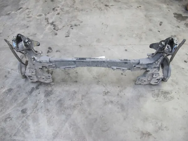 FIAT 600 Hinterachsschwinge OEM FIAT 600 TYLNA BELKA image 6