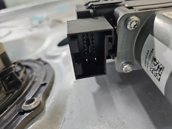 Elevador de Janela Frontal Esquerdo VW Transporter T5 OEM 6Q2959802F image 5