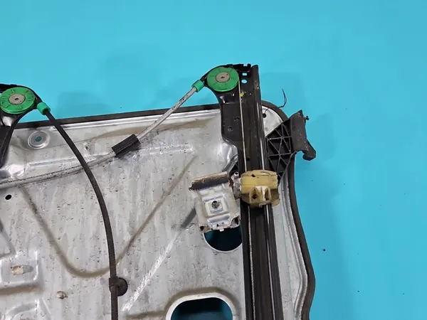 Elevador de Janela Frontal Esquerdo VW Transporter T5 OEM 6Q2959802F image 8