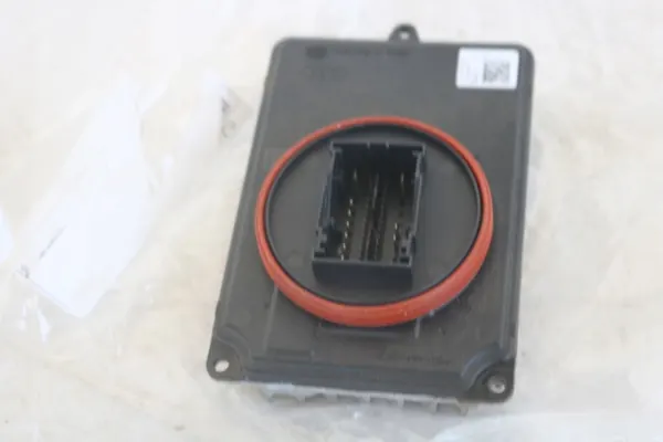Module Convertisseur LED OEM 4K0941591C VAG image 3