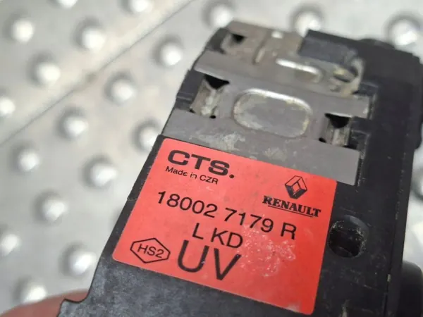 Kaasupoljinpotentiometri OEM S26301677 Renault image 3