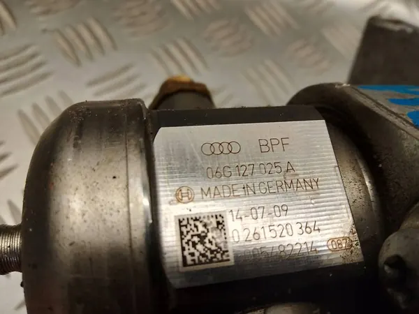 AUDI A4 8W B9 Imupumppu 06G127025A 06K145100AA image 2