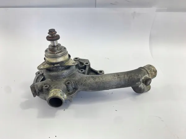 Vesipumppu OEM 1022011001 Mercedes M102 moottorille image 6