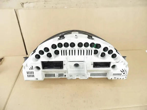 MERCEDES E-KLASA W210 2.2 CDI INSTRUMENTENPANEL A1685407211 image 2