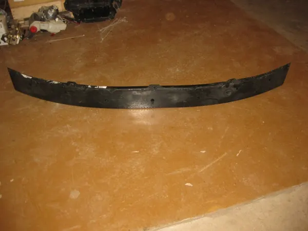 Mercedes EQS W296 framstötfjädersförstärkning OEM W2966204300 image 2