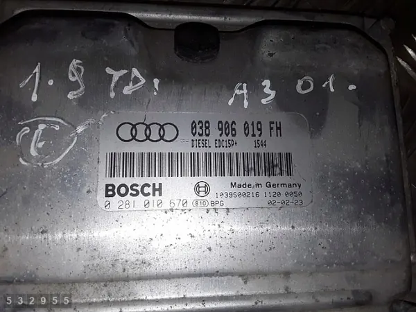 2001 Audi A3 ECU 1900TDI 0281010670 image 4