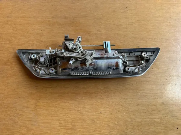 Toyota Hilux VIII Heckklappengriff OEM 419136 image 7