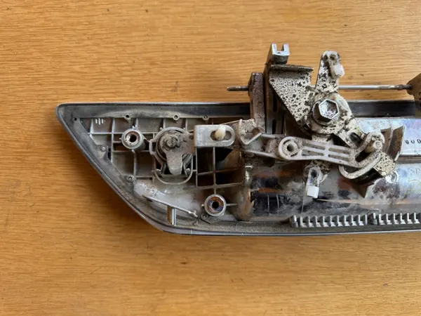 Toyota Hilux VIII Heckklappengriff OEM 419136 image 8