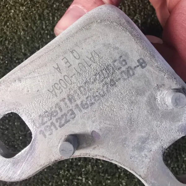 Tesla Model Y Etu Vasen Ovensarana OEM WLL17751 image 3