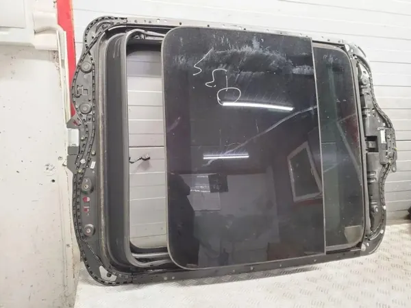 Techo Solar Audi Q3 8U OEM 8U0959591 - Usado image 3